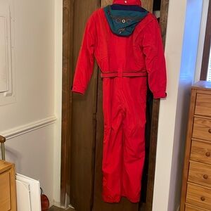 One piece woman’s snowsuit